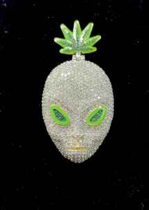 Colgante Hip Hop Personalizado de Lujo con Cara de Extraterrestre Iced Out, Moissanita Redonda VVS que Brilla en la Oscuridad, Acabado en Plata 925 con Baño de Rodio/Oro - Product Image 2