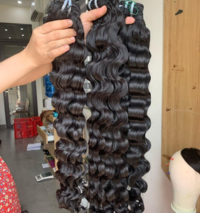 Vente en gros noir vietnamien Remy cheveux femmes océan vague ondulé dentelle avant HD perruque frontale avec des faisceaux de cheveux de trame unique - Product Image 2