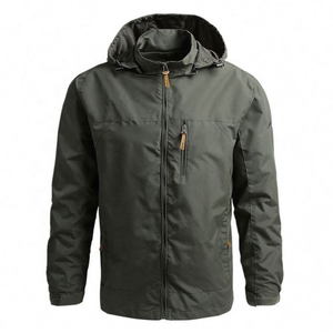 Nouvelle Veste de Pluie Homme Imperméable à Capuche Col Montant Style Tendance Logo Personnalisé Haute Qualité Vente en Gros Style Urbain Promotionnel - Product Image 1