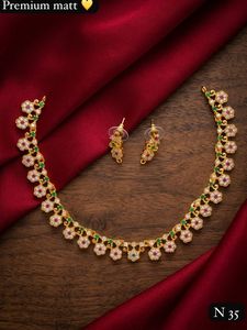 Colección Elegante de Alta Calidad, Juego de Collar y Aretes de Perlas Kundan Chapados en Oro, Joyería de Boda para Mujer, Estilo Clásico, Última Moda - Product Image 1
