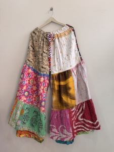 Pantalon Harem Palazzo Bohème à Motifs Floraux Colorés, Taille Élastique, Fait Main, Coton Vintage, Écologique et Respirant - Product Image 4