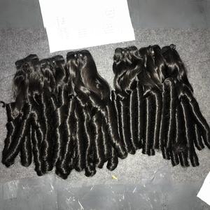 Livraison mondiale Bouncy Curl Premium Texture Extensions de cheveux vietnamiens bruts Produits de beauté pour femmes Perruques HD Lace Frontal - Product Image 4