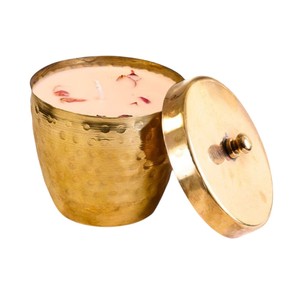 Bougie parfumée artisanale en pot métallique martelé doré avec couvercle, récipient décoratif moderne en fer pour la décoration intérieure et les cadeaux festifs - Product Image 3