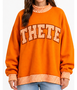 Sweat-shirt oversize à col montant pour femme, en tissu épais, avec patchwork personnalisé à carreaux vichy, style streetwear décontracté et universitaire - Product Image 1