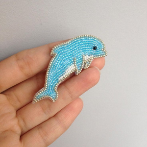 Broches en fil métallique de qualité supérieure, nouveau design, vente en gros, à bas prix, magnifiques broches tendance - Product Image 1