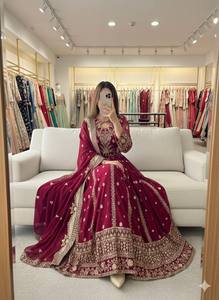 ชุดอานาร์กาลีแบบอินเดีย งานปักลายสวยงามด้วยผ้าจอร์เจตต์ฟ็อกซ์เนื้อหนา ผลิตโดยผู้ผลิตชาวอินเดีย เหมาะสำหรับงานปาร์ตี้และงานแต่งงาน แห้งเร็ว - Product Image 2