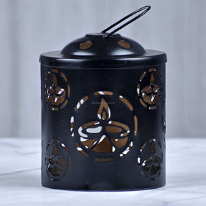 Lanternes de sol en fer faites à la main du fabricant indien bougeoir intérieur extérieur pour la maison hôtel ambiance de noël style de vie - Product Image 3