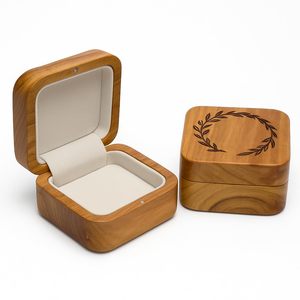 Caja de Joyería Multiusos de Madera de Teca - Elegante Organizador de Madera Natural para Todo Tipo de Joyas |   Duradero, Elegante - Product Image 1