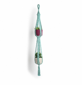 Porte-plantes mural en macramé en coton fait main, décoration florale bohème pour la décoration intérieure, provenant du Rajasthan - Product Image 1