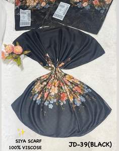 Bufanda Siya de Algodón y Viscosa, Tejido Suave y Agradable al Tacto, Ideal para el Invierno - Product Image 3