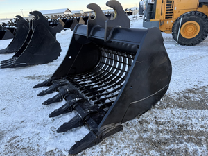 400 <b>Series</b> E400BS96-<b>6</b> Excavator Skeleton Bucket 96-inch Heavy Duty Screening Attachment - Product Image 6