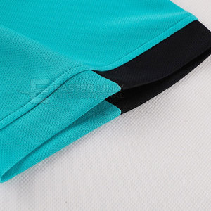 Nueva Camiseta de Fútbol Personalizada con Diseño Original, 100% Poliéster - Product Image 3
