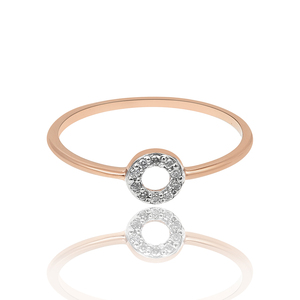 Bague minimaliste en argent sterling 925 plaqué or, sertie de zirconiums cubiques, bijoux fins de luxe pour mariage, fiançailles ou cadeau. - Product Image 5