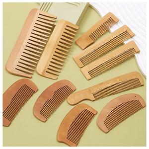 Peigne en bambou, matériau écologique en bambou pour l'entretien quotidien des cheveux et les soins personnels, fournisseur du Vietnam - Product Image 5