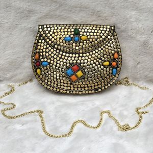 Sac de soirée en métal antique pour femmes Accessoires de mode en cristal pour femmes - Product Image 1