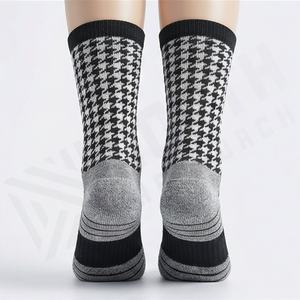 Calcetines Deportivos Transpirables con Base Acolchada de Toalla, Color Personalizado, para Gimnasio, Entrenamiento, Fitness y Running - Product Image 2