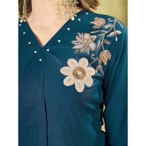 ชุดเซ็ตผ้าเรยอนปักลายสำหรับผู้หญิง - Product Image 4