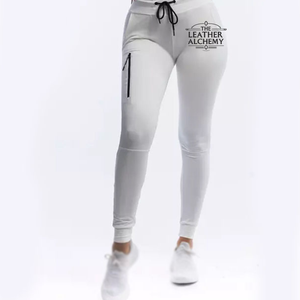 Pantalon de sport moderne pour femme, coupe ajustée, taille haute, en tissu extensible, idéal pour l'entraînement et les séances de fitness - Product Image 1