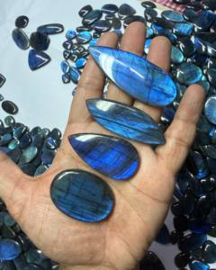 Cabujón de Labradorita Natural de Calidad AAA+++ – Piedra Suelta con Destello Azul para Anillos, Colgantes y Joyería Personalizada, Proveedor al por Mayor - Product Image 4