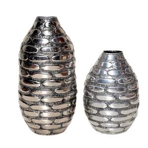 Diseño atractivo Decoración de mesa Florero y maceta Jarrón de material metálico de Calidad exclusiva Vajilla al por mayor Florero - Product Image 1