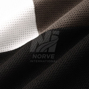 Nouveaux T-shirts pour hommes 2026 – T-shirts légers en tissu doux – Fabrication pakistanaise - Product Image 4