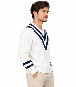 Suéter de Punto Premium Livster para Hombre, Cuello en V, Color Blanco Invernal, Rayas Chevron Azul Marino, Manga Larga, Logotipo Frontal, Talla XL - Product Image 2