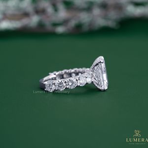 Anillo de Compromiso Vintage con Diamante Radiante de Laboratorio de 4 Quilates, Engaste en U, Halo Oculto con Banda Pavé, Anillo Nupcial de Lujo - Product Image 3