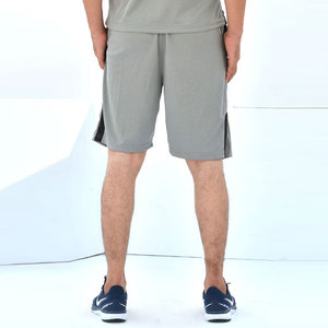 Shorts de sport pour homme à séchage rapide, en tissu non tissé 100% polyester peigné, taille mi-haute, respirant, élastique, avec poches pour la course et l'entraînement - Product Image 6