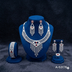 ชุดเครื่องประดับเจ้าสาวคุณภาพสูงพร้อมหินเพทาย สร้อยคอชุบทองเงิน ความยาว 18 นิ้ว และอุปกรณ์เสริมที่เข้าชุดกัน A-53179 - Product Image 4