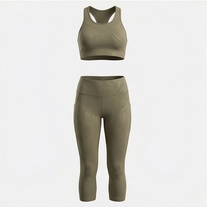 Leggings de yoga sans couture pour femme, personnalisables avec logo, de qualité supérieure, pour la gym, l'entraînement, le fitness, les mouvements sportifs et les activités sportives. - Product Image 1