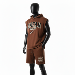 Ensemble short et sweat à capuche sans manches 100 % coton pour homme, en molleton de coton épais, marron, avec bords bruts et logo brodé - Product Image 4