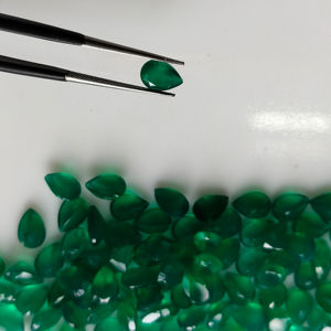 Ónix Verde Natural 7x5MM Corte Princesa Octogonal, Gema Suelta de la Mejor Calidad para Joyería, Gemas de Red Mountain - Product Image 1