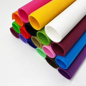 Tissu non tissé en microfibre industrielle, imperméable à l'huile et à l'eau, écologique, laminé PVC, 100% polyester, fabriqué au Vietnam - Product Image 1