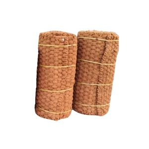 PALM MAT 1m x 10m x 35mm Aménagement durable: Tapis de palmiers exportés pour parcs et parcs d'attractions du Vietnam - Product Image 1