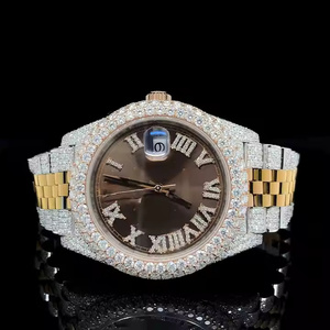 Montre en quartz Moissanite style tendance Night Beam pour homme, avec cadran épuré, un look élégant et une finition raffinée - Product Image 1
