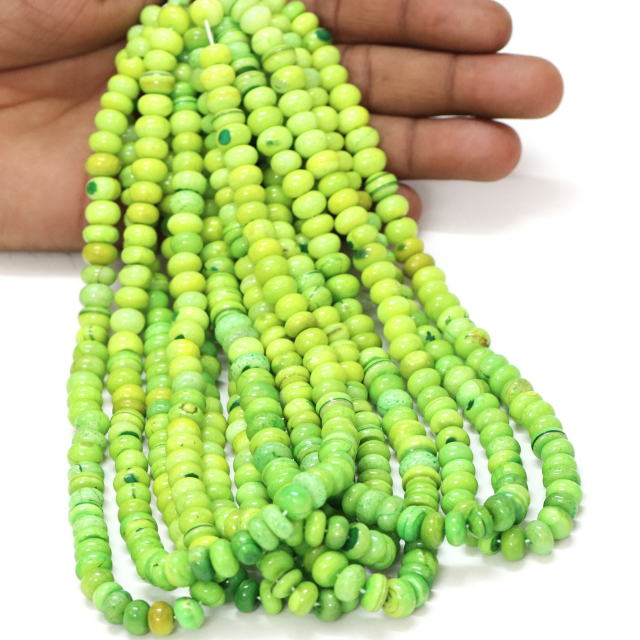 สีเขียว