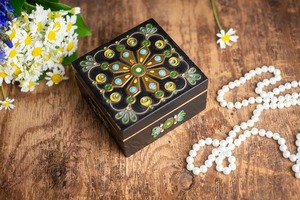 Boîte de rangement à bijoux en bois avec compartiments, organisateur élégant pour boucles d'oreilles, colliers et accessoires personnels – Offre spéciale - Product Image 6