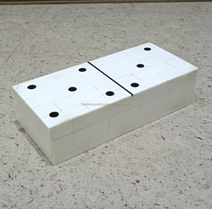 Juego de Dominó Profesional de Resina Hecho a Mano, Caja de Juego Rústica Premium, Ecológico de Alta Calidad - Product Image 1