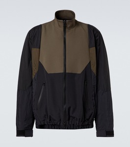 Traje Cortavientos Ligero con Diseño Práctico, Ajuste Cómodo y Estilo para Actividades al Aire Libre, Ideal para Viajes y Uso Diario - Product Image 4