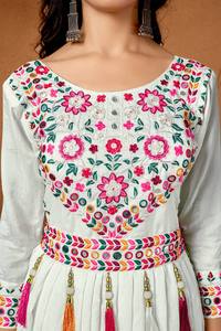 Ensemble Salwar Kameez Premium en Mousseline Imprimé Jaipur pour Femme, Style Traditionnel Simple pour Mariage et Fêtes, Écologique, Respirant, Robe Personnalisée, Meilleur Choix - Product Image 2