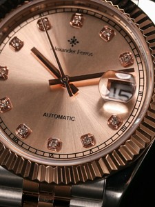 Montre mécanique automatique pour homme en acier inoxydable résistante à l'eau 5 BAR Alexander Ferros 8132D/15 avec fermoir pliant en saphir - Product Image 3