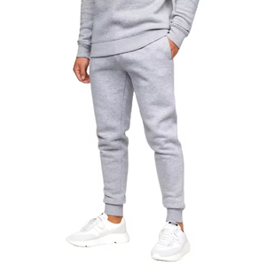 Conjunto Deportivo de Hombre con Sudadera con Cremallera Gris – Conjunto de Sudadera y Pantalones Deportivos Lisos con Logotipo Personalizado, Ropa Deportiva Informal de Dos Piezas - Product Image 4
