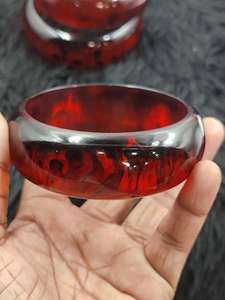 Brazalete Clásico de Resina Transparente |   Joyería hecha a mano para mujer, pulsera de resina botánica natural única, regalo de moda hecho a mano por HWC - Product Image 6