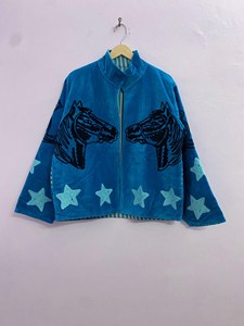 เสื้อแจ็คเก็ตกำมะหยี่สีน้ำเงินลายม้า งานฝีมือช่างช่าง ดีไซน์โบฮีเมียนผสมผสานสไตล์ตะวันตก แขนยาว เสื้อคลุมผู้หญิงสำหรับฤดูใบไม้ร่วง - Product Image 2