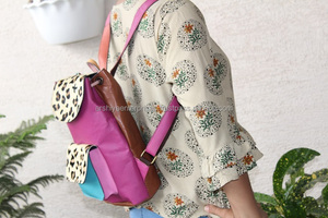 Sac à dos moyen en cuir recyclé, sac à bandoulière imprimé léopard avec cheveux faits à la main, sac à dos de voyage en cuir coloré pour femmes avec cordon de serrage - Product Image 4