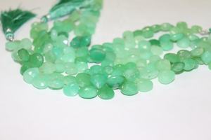 Perles en pierre de chrysoprase en forme de coeur à facettes en gros brins de coeur coupés sur le côté de 8 pouces pour l'artisanat de fabrication de bijoux - Product Image 3