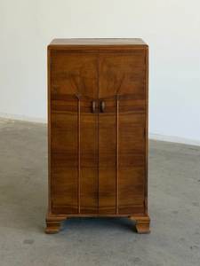 Armoire de rangement moderne en teck massif avec portes doubles, fabricant et fournisseur de meubles de luxe pour chambre à coucher - Product Image 2