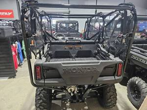 Nouveau et Populaire : UTV Honda Pioneer 700-4 Deluxe 2026 pour Adultes - Product Image 2