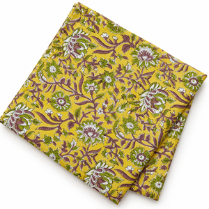 Tela de Voile de Algodón Peinado Estampada a Mano Pinksa Fashion, 60S60S, 90 GSM, Ligera, con Patrón Floral, Ancho de 43/44 Pulgadas - Product Image 5
