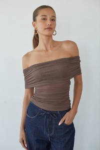 Haut décontracté moulant à manches longues et épaules dénudées pour femme, T-shirt extensible tendance, nouvelle collection, haut de yoga de qualité supérieure, personnalisable avec votre logo - Product Image 5